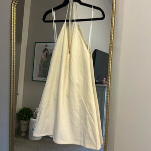 Blaque Label cream backless halter dress! Size L! Never worn with tags!